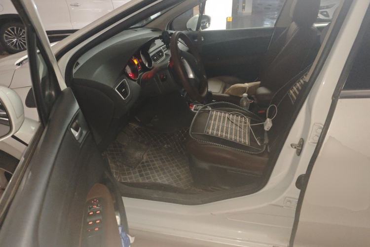 Used Peugeot 308 2013 1.6L Automatic YouShang Model Driver Seat