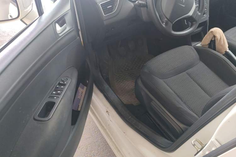 Used Peugeot 308 2013 1.6L Manual YouShang Model Driver Seat