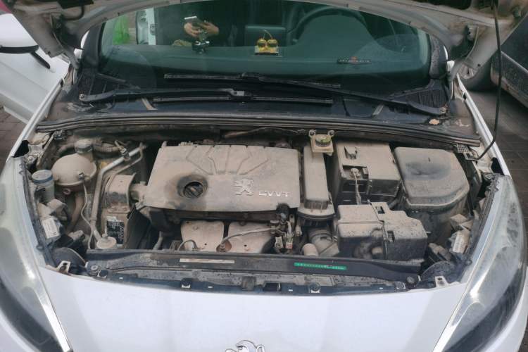 Used Peugeot 308 2013 1.6L Manual Fashion Model Engine Bay