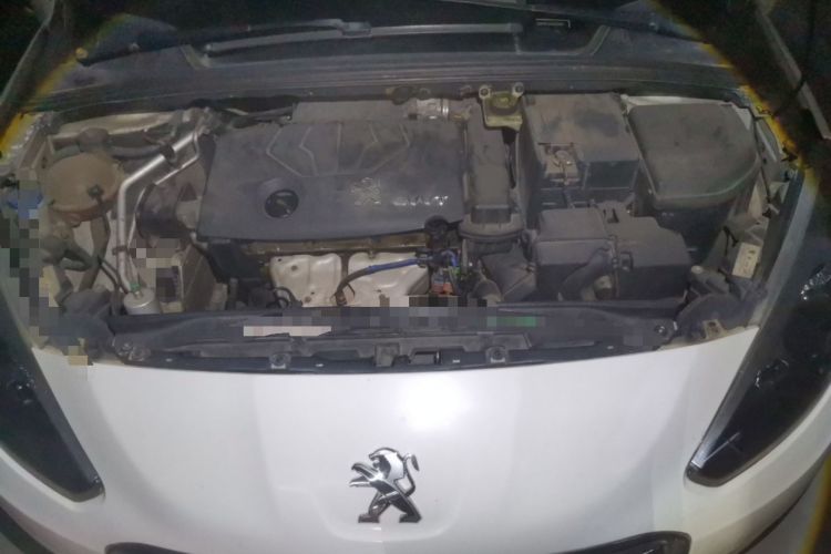 Used Peugeot 308 2013 1.6L Manual YouShang Model Engine Bay