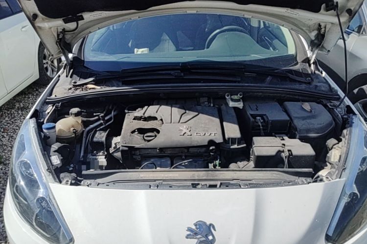 Used Peugeot 308 2013 1.6L Manual Fashion Model Engine Bay