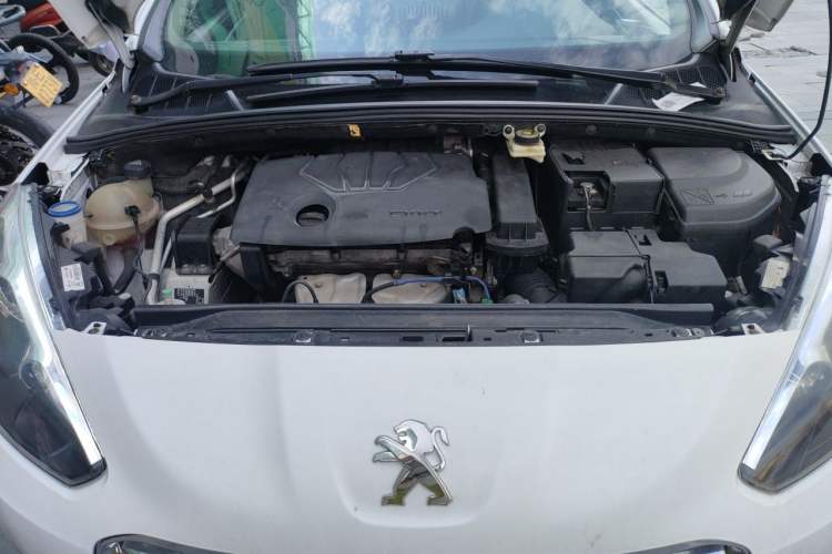 Used Peugeot 308 2013 1.6L Automatic YouShang Model Engine Bay