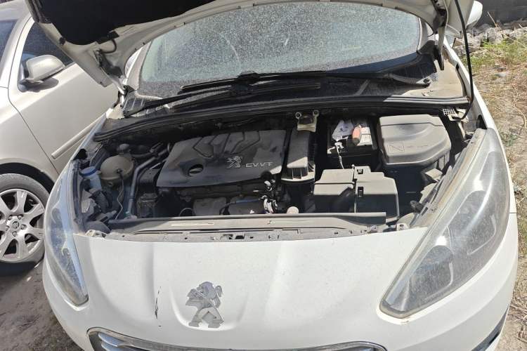 Used Peugeot 308 2013 1.6L Automatic YouShang Model Engine Bay