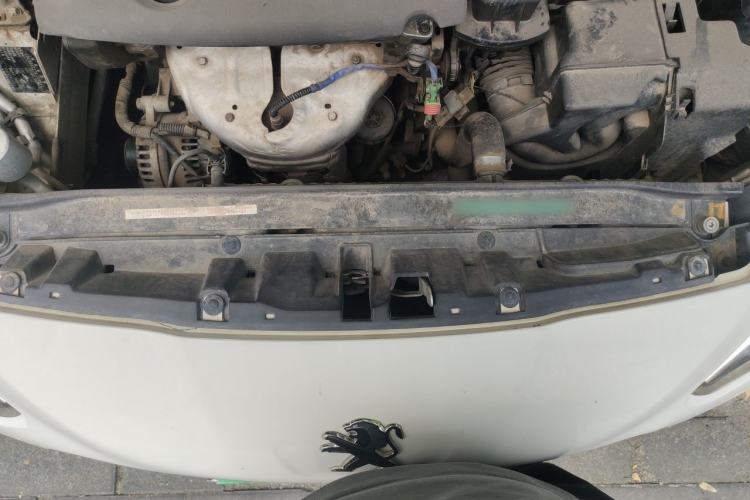 Used Peugeot 308 2013 1.6L Manual YouShang Model Engine Bay