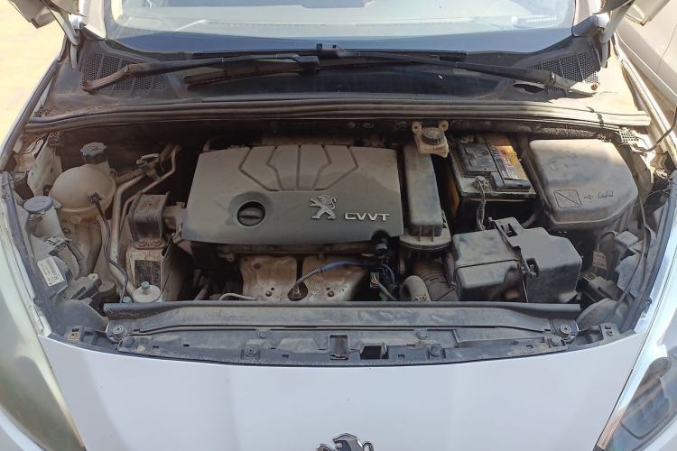 Used Peugeot 308 2013 1.6L Manual YouShang Model Engine Bay