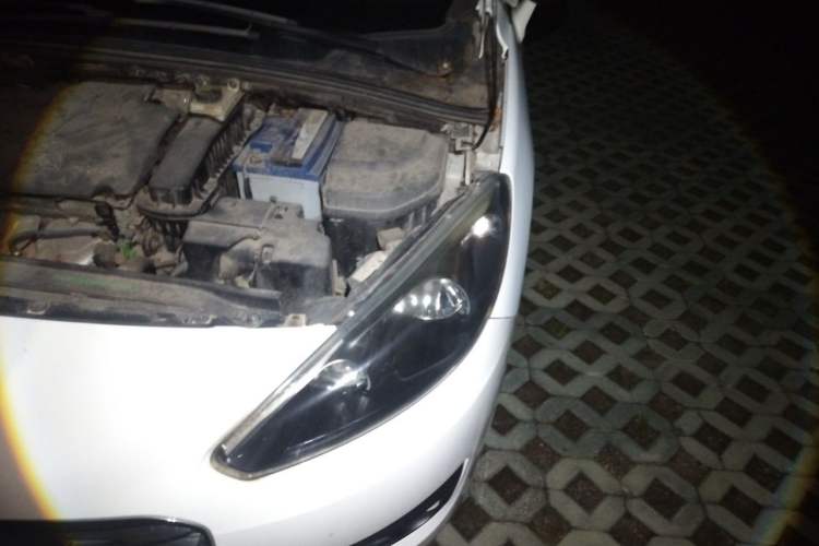 Used Peugeot 308 2013 1.6L Manual YouShang Model Engine Bay Left
