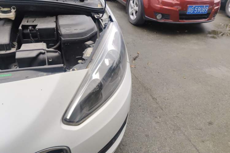 Used Peugeot 308 2013 1.6L Manual YouShang Model Engine Bay Left