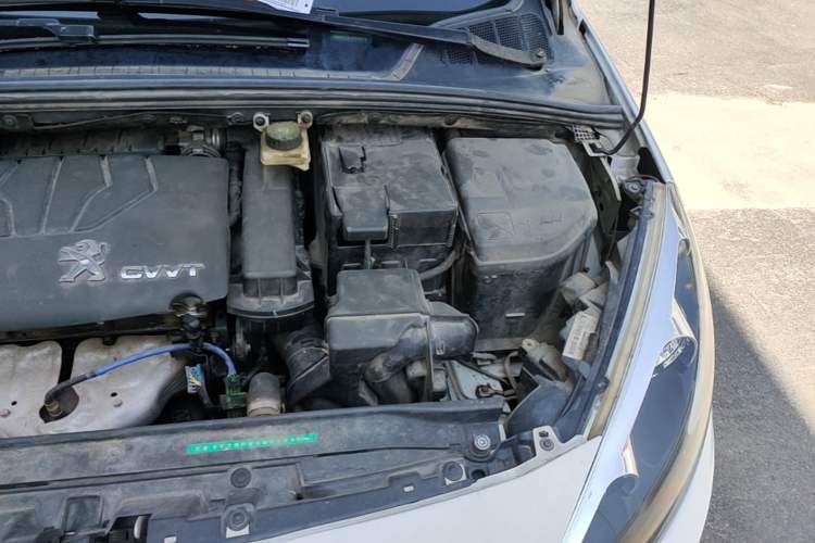 Used Peugeot 308 2013 1.6L Manual YouShang Model Engine Bay Left