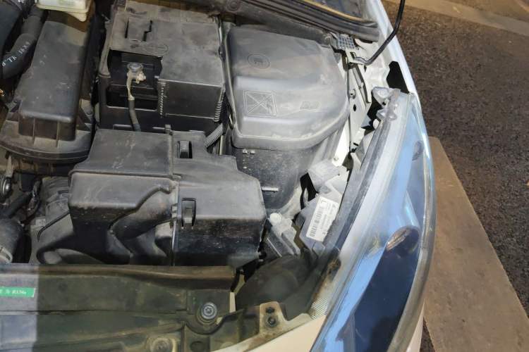 Used Peugeot 308 2013 1.6L Manual YouShang Model Engine Bay Left
