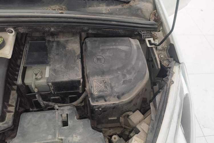 Used Peugeot 308 2013 1.6L Manual YouShang Model Engine Bay Left