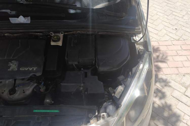 Used Peugeot 308 2013 1.6L Automatic YouShang Model Engine Bay Left