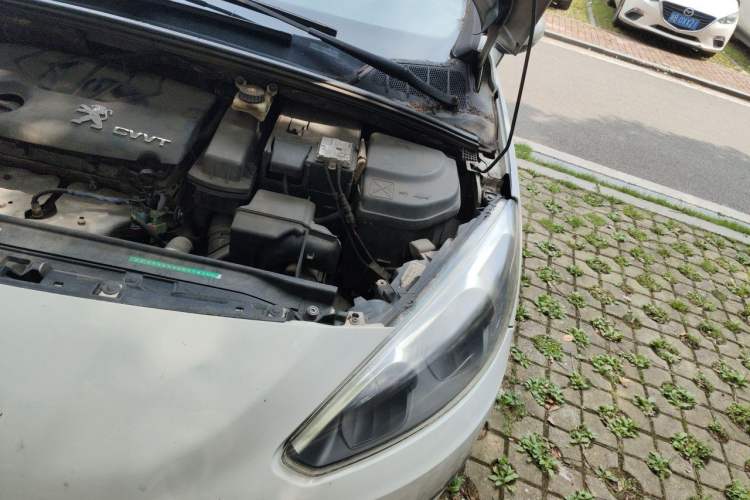 Used Peugeot 308 2013 1.6L Automatic Fashion Model Engine Bay Left