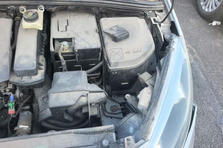 Used Peugeot 308 2013 1.6L Automatic YouShang Model Engine Bay Left