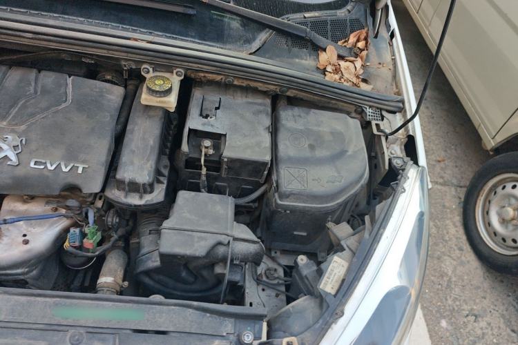 Used Peugeot 308 2013 1.6L Automatic YouShang Model Engine Bay Left