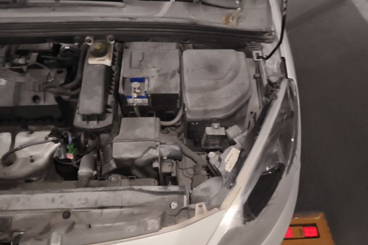 Used Peugeot 308 2013 1.6L Manual YouShang Model CNG Engine Bay Left