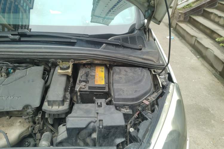 Used Peugeot 308 2013 1.6L Manual YouShang Model Engine Bay Left