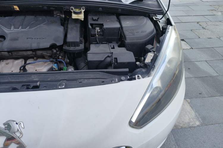 Used Peugeot 308 2013 1.6L Automatic YouShang Model Engine Bay Left