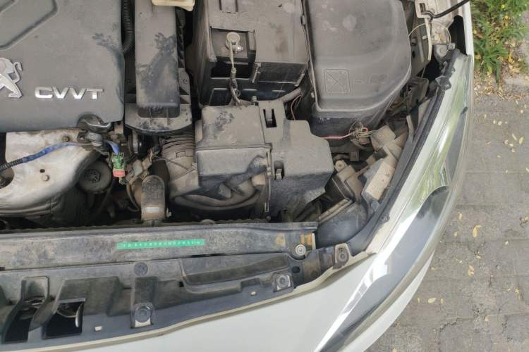 Used Peugeot 308 2013 1.6L Manual YouShang Model Engine Bay Left