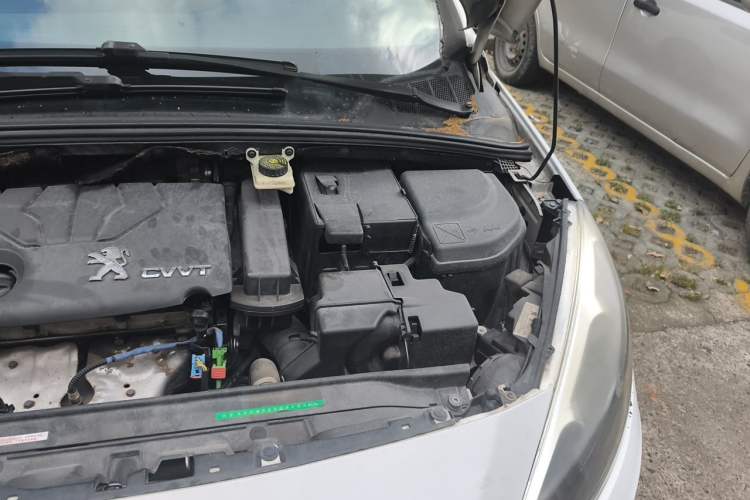 Used Peugeot 308 2013 1.6L Manual YouShang Model Engine Bay Left