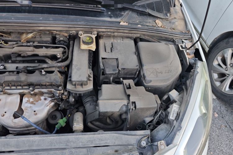 Used Peugeot 308 2013 1.6L Automatic YouShang Model Engine Bay Left