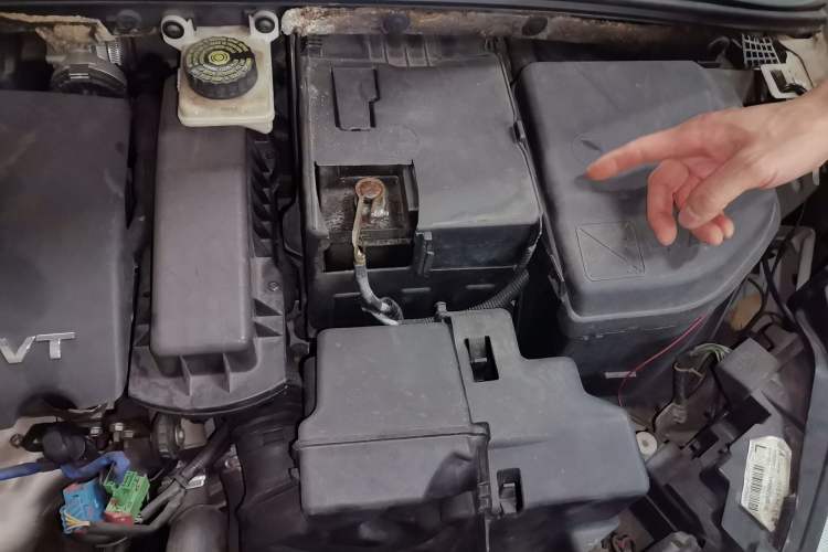 Used Peugeot 308 2013 1.6L Manual YouShang Model Engine Bay Left