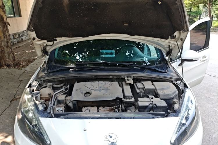 Used Peugeot 308 2013 1.6L Automatic YouShang Model Engine Bay