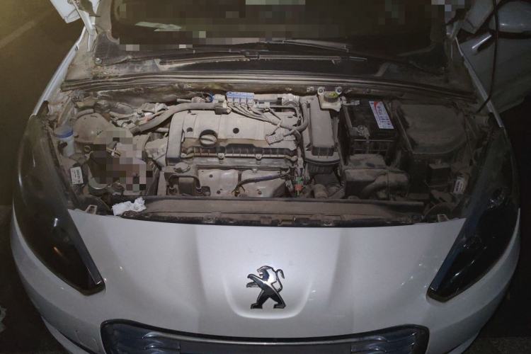 Used Peugeot 308 2013 1.6L Manual YouShang Model CNG Engine Bay