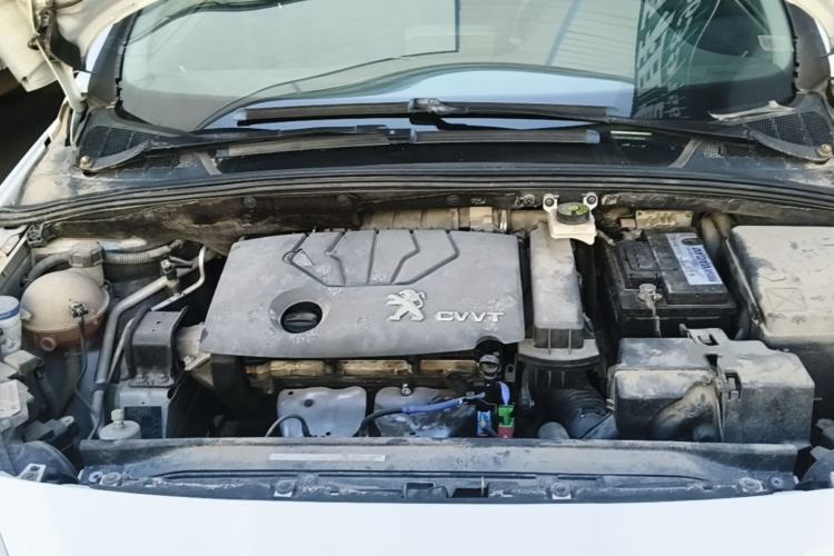 Used Peugeot 308 2013 1.6L Automatic YouShang Model Engine Bay