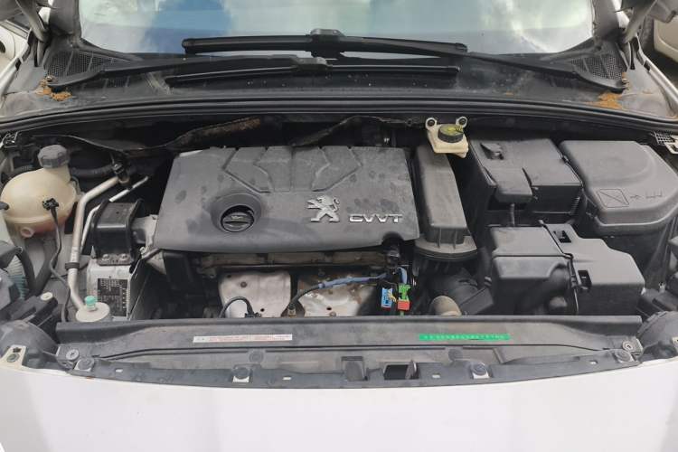 Used Peugeot 308 2013 1.6L Manual YouShang Model Engine Bay
