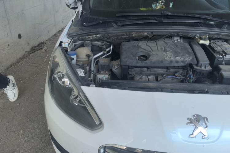 Used Peugeot 308 2013 1.6L Automatic YouShang Model Engine Bay Right