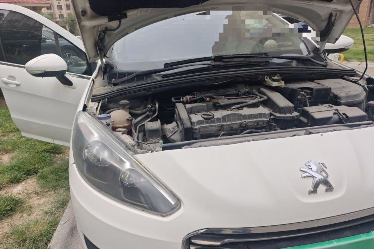 Used Peugeot 308 2013 1.6L Manual YouShang Model Engine Bay Right