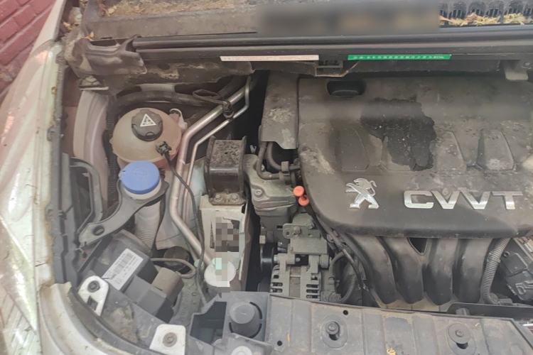 Used Peugeot 308 2013 2.0L Automatic Luxury Model Engine Bay Right