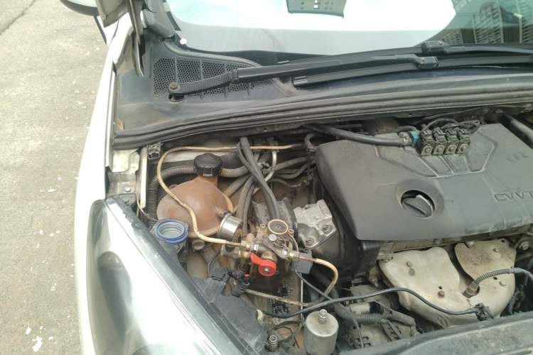 Used Peugeot 308 2013 1.6L Manual YouShang Model Engine Bay Right