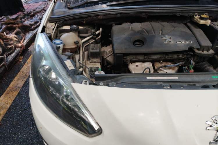 Used Peugeot 308 2013 1.6L Automatic YouShang Model Engine Bay Right