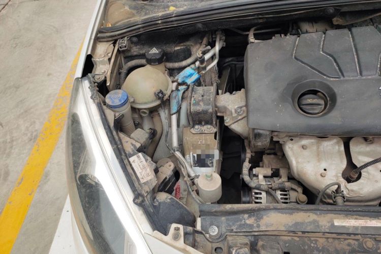 Used Peugeot 308 2013 1.6L Manual Fashion Model Engine Bay Right