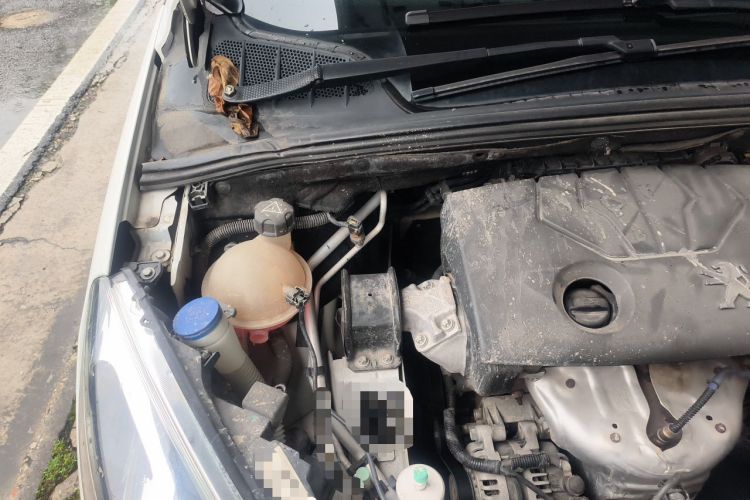 Used Peugeot 308 2013 1.6L Automatic Fashion Model Engine Bay Right