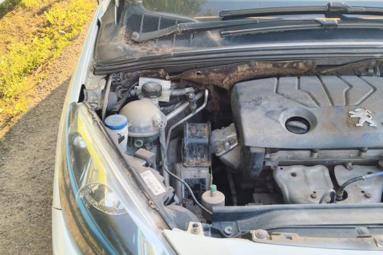 Used Peugeot 308 2013 1.6L Automatic YouShang Model Engine Bay Right