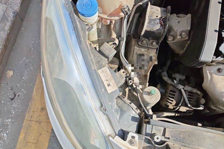 Used Peugeot 308 2013 1.6L Automatic YouShang Model Engine Bay Right