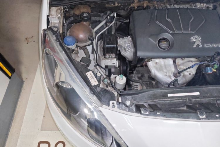 Used Peugeot 308 2013 1.6L Automatic YouShang Model Engine Bay Right