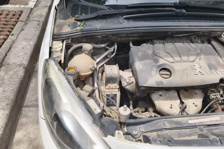 Used Peugeot 308 2013 1.6L Manual Fashion Model Engine Bay Right