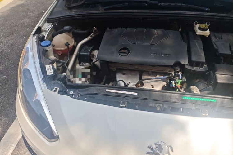 Used Peugeot 308 2013 1.6L Manual Fashion Model Engine Bay Right