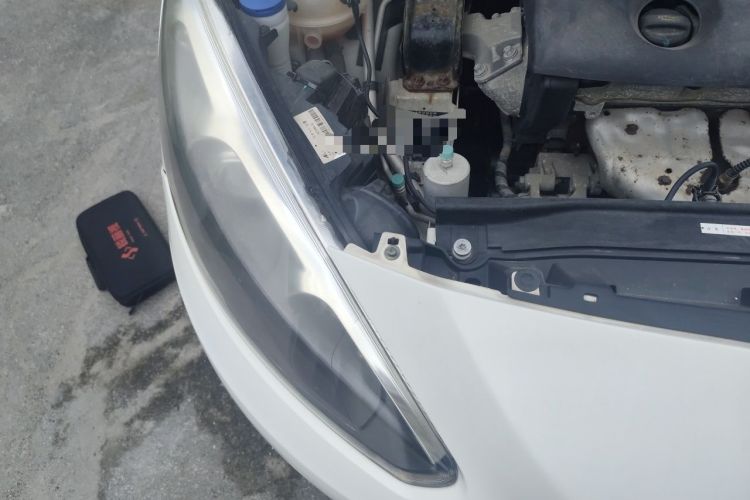 Used Peugeot 308 2013 1.6L Manual YouShang Model Engine Bay Right
