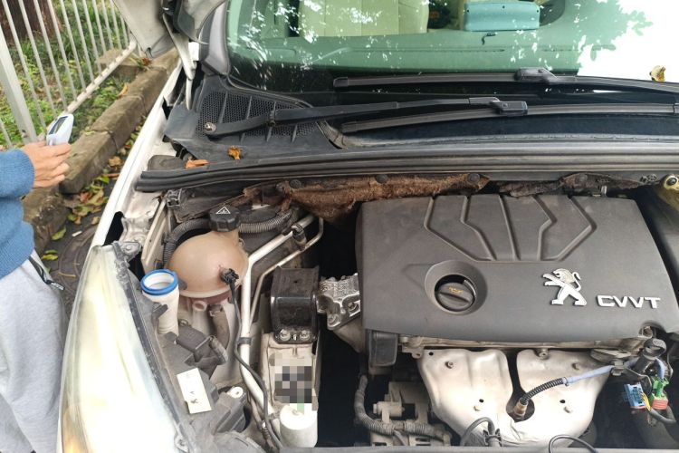 Used Peugeot 308 2013 1.6L Automatic YouShang Model Engine Bay Right