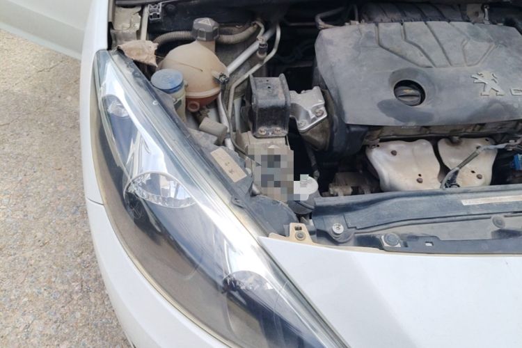 Used Peugeot 308 2013 1.6L Manual YouShang Model Engine Bay Right