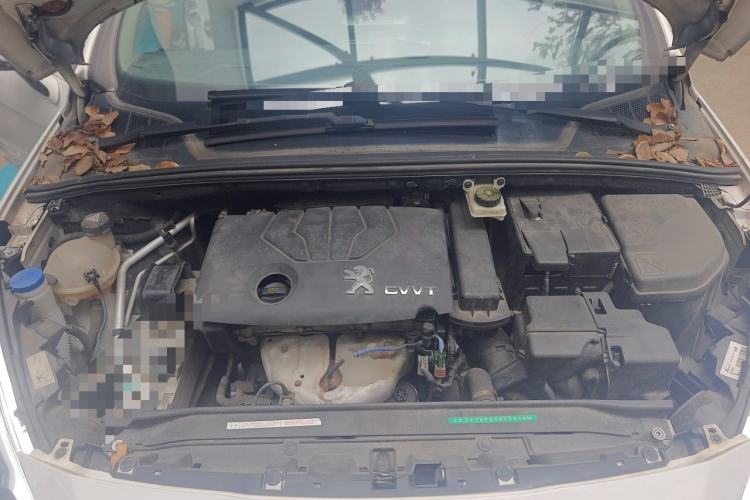 Used Peugeot 308 2013 1.6L Manual YouShang Model Engine Bay