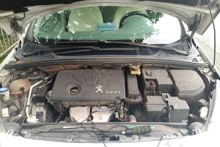 Used Peugeot 308 2013 1.6L Automatic YouShang Model Engine Bay