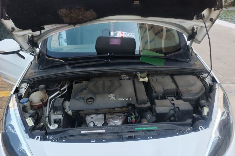 Used Peugeot 308 2013 1.6L Manual Fashion Model Engine Bay