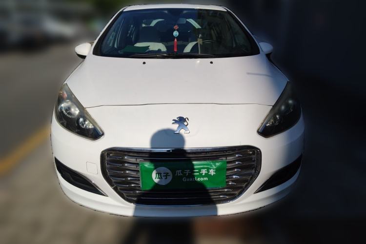 Used Peugeot 308 2013 1.6L Manual YouShang Model Front