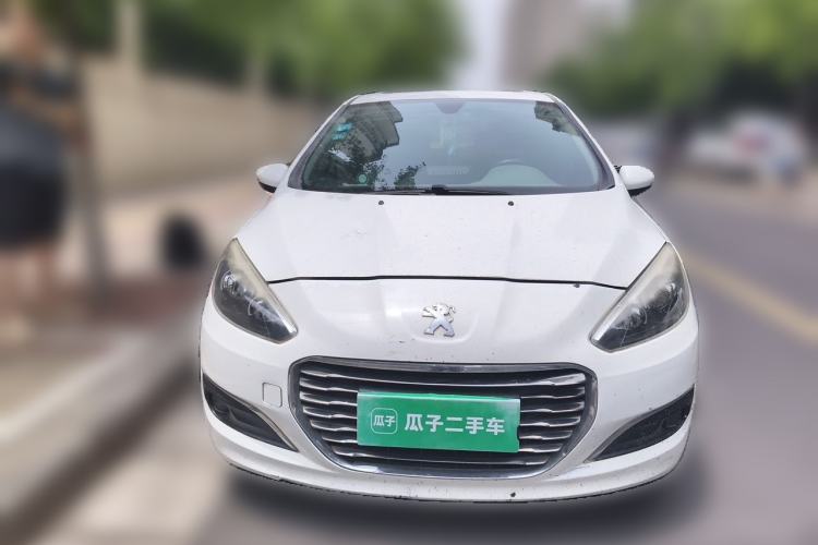 Used Peugeot 308 2013 1.6L Manual Fashion Model Front