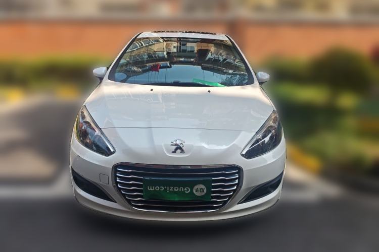 Used Peugeot 308 2013 1.6L Manual Fashion Model Front